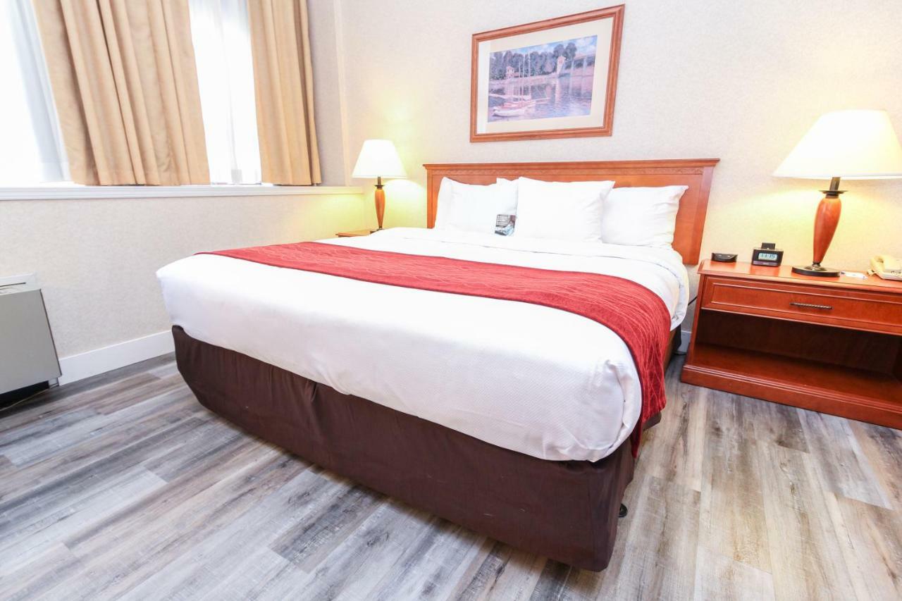 Comfort Inn & Suites 빅토리아 외부 사진